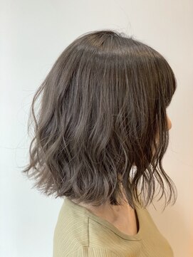 ジーナ 博多(Zina) アッシュブラウン