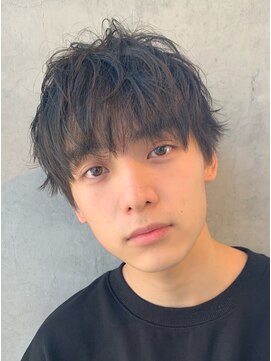 フィフス(fifth) スパイラルパーマ サイドグラデーション ツイストパーマ