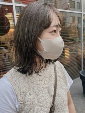 ビーワールド(B WORLD) スモーキューベージュ【藤枝/髪質改善/デザインカラー】