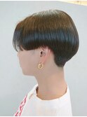 センターパートかきあげヘア
