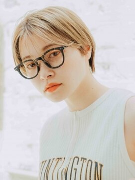 ヌル いわき(neul) ハイライトで垢抜けショート