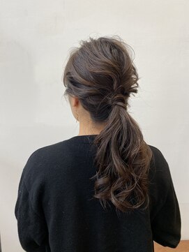 カッツ 笠岡店(CUT S) ふんわりダウンポニーテール