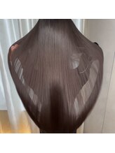 pour toiこだわりの美髪メニューをご紹介★【トリートメント】【ストレート】で髪のお悩みを解決します◎