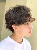 渋谷メンズ大きめカール外国人風無造作シャドウパーマ