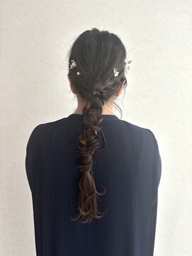 ヘア スノー(HAIR SNOW) ヘアセット☆一つ結びアレンジ20代30代