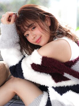 ヴィヴィ(VIVIE) 小顔前髪下ろし流しひし形くびれヘア暗めカラーアッシュベージュ