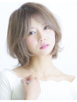 デイズ(days)&nbsp;透け感可愛い大人ショート/透明感カラーアッシュベージュカラー