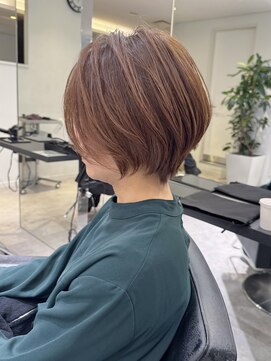 バンプ ギンザ(BUMP GINZA) 30代40代50代ショート白髪ぼかし銀座丸みくびれ井