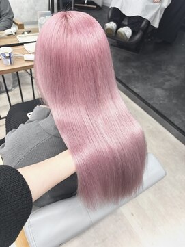 ティアム 渋谷店(Tiam shibuya) ホワイトピンク