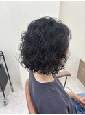 ボブスタイル×強めパーマ