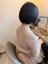 ジョワイユヘアーデザイン(Joyeux) 朝の支度が楽ちん♪暗めカラーでもOKなミニボブ
