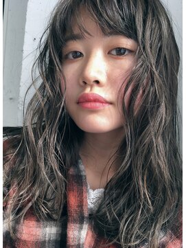 チェルシー 表参道 学生限定 ダークなカラーや黒髪には「縦落ちスパイラル」