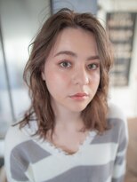 アデリタ(Adelita)&nbsp;ゆるウェーブセンターパート