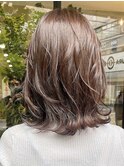 【藤田】ミデイアムのくびれレイヤー×大人ベージュ