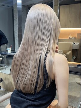 サンク 原宿 表参道(cinq) ミルクティーベージュダブルカラーインナーカラーケアブリーチ