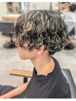 ラック 本厚木店(LUCK) メンズハイライト&スパイラルパーマ☆