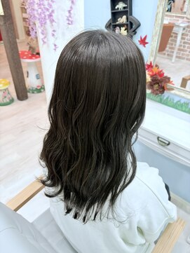 ポッケ(Pokke) 透明感カラー【樋口美月】