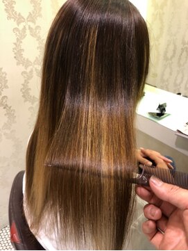 アース 四日市店(HAIR&MAKE EARTH) ストレート