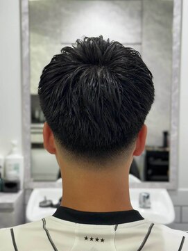 リバティシェアバーバー 銀座2nd(LIBERTY SHARE BARBER) 【指名限定】フェードメンテナンス、テーパーフェード