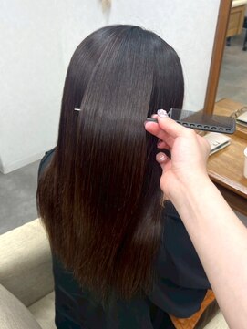 リングバイモアムー(Ring by Moremuu) hazuki 髪質改善矯正