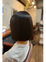 スローネ(THRONE)&nbsp;縮毛矯正で艶髪／20代30代40代／新宿／髪質改善