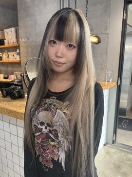 ネハス(nehus.) ブリーチ/ミディアムヘア/デザインカラー/フェイスフレーミング