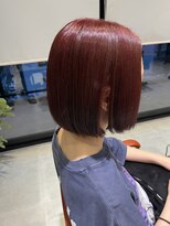 シオ 流山おおたかの森(Sio)&nbsp;髪質改善カーディナルレッドボブ