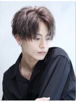 ノット バイ ケージーアンド(Knot by KG and)&nbsp;ニュアンスセンターパート×フェザーマッシュ