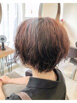 ベラ(Bella)&nbsp;くせを活かしたショートヘア