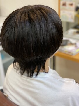 ヘアー バイ ミーズ(hair by Mii’s) ウルフ￥ブラックブルー