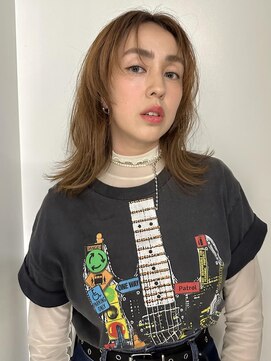 サンバレー(SUNVALLEY) 愛されベージュ外ハネミディ［表参道/ミディアム/カット］