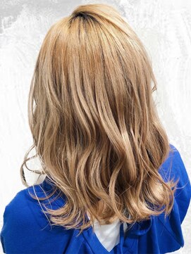 オーヘアー 南柏(OxO Hair) ハイトーン/ゆるふわ/南柏