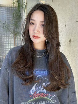 トイ(TOI) ロングレイヤー。オリーブカラー