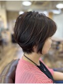 大人女性丸みショート