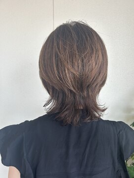 美容室 イーサロン(e-SaLON) 外はねパーマ