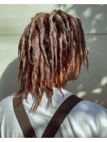 チクロ(ticro)&nbsp;【チクロ】特殊パーマ特殊ヘアラスタHIPHOPイージードレッド