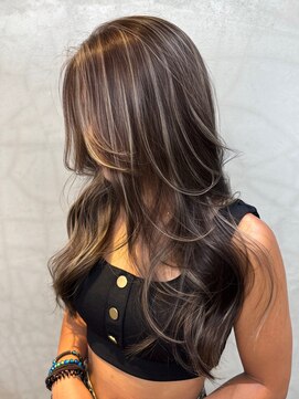 トゥイン 八王子(TWIN) ハイライトデザインカラーフェイスフレーミングレイヤーカット