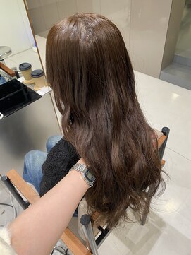 ローレンアオ(LOREN AO) ブラウンカラー/ベージュカラー/イルミナカラー/レイヤーロング