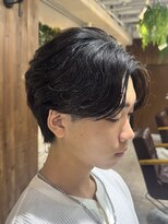 グランデュール 静岡駅前店(GRANDEUR)&nbsp;毛流れニュアンスパーマ センターパート フェザーパーマ