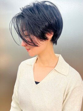 【morio】綺麗でかっこいい黒髪ショート♪