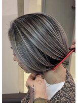 サロウィン 下北沢(SALOWIN)&nbsp;グレーシルバーのシャドールーツ