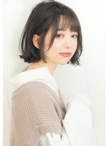 ルエ(rue)&nbsp;30代・40代大人可愛いワンサイドショートボブルフ丸み