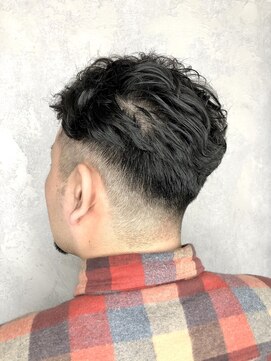 セシルヘアー(CECIL hair) フェードカット×ニュアンスパーマスタイル
