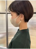 ナチュラル耳かけショートボブ×イルミナカラー