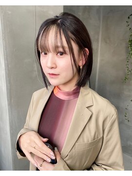 テトヘアー(teto hair) ハイライト ぱつっとボブ 切りっぱなし