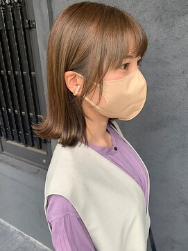 ニュートライズ(NEUTRIZE) ミディアムボブ×ベージュカラー