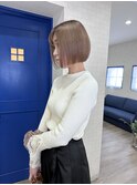 小顔カット切りぱなしボブ×ミルクティベージュ【四日市】