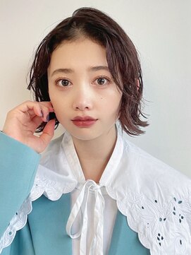 ホフ 大阪心斎橋店(F.O.F) グレージュベージュカーテンバングミディアムボブミニボブ