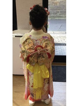 サロンドみなみ 七草着付け+ヘアセット