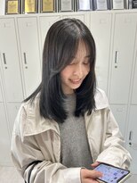 ジーナ 福岡天神(Zina) 《zina福岡天神》レイヤーカット 顔まわりカット